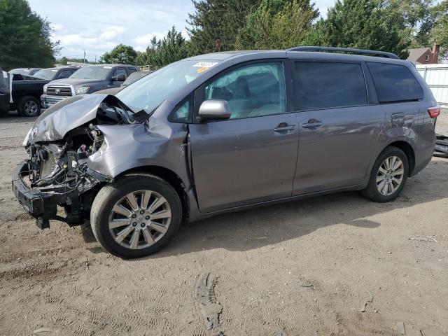 TOYOTA SIENNA LE 2016 with VIN 5TDJK3DC5GS144851 - Photo from auction