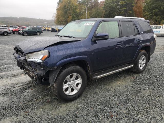 TOYOTA 4RUNNER SR 2017 مع رقم تعريف المركبة JTEBU5JRXH5407146 - صورة من المزاد