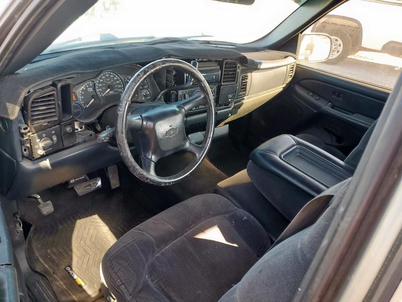 Photo 8 from auction – 2000 CHEVROLET SILVERADO with VIN 2GCEC19V2Y1394456