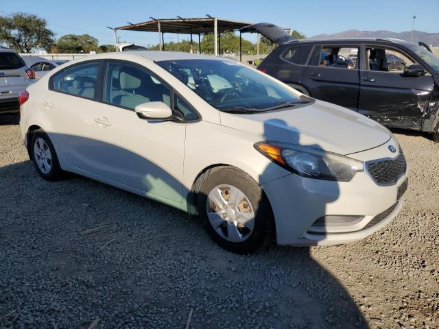 Photo 4 from auction – 2015 KIA FORTE LX with VIN KNAFK4A65F5292137