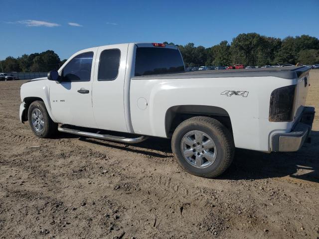 Photo 2 from auction – 2011 CHEVROLET SILVERADO with VIN 1GCRKREA6BZ326620