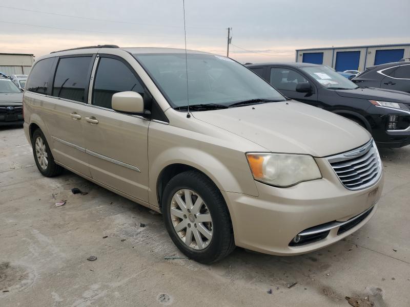 Photo 4 from auction – 2014 CHRYSLER TOWN & COU with VIN 2C4RC1BG9ER464531