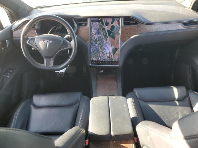 Photo 8 from auction – 2020 TESLA MODEL X with VIN 5YJXCAE25LF303657