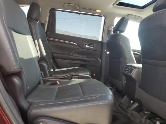 Photo 11 from auction – 2016 TOYOTA HIGHLANDER with VIN 5TDDKRFHXGS339045