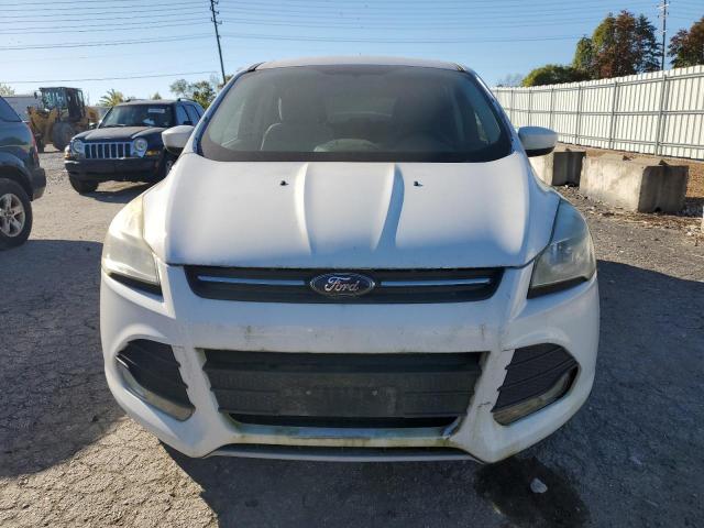 Photo 5 from auction – 2016 FORD ESCAPE SE with VIN 1FMCU9GX4GUB63306