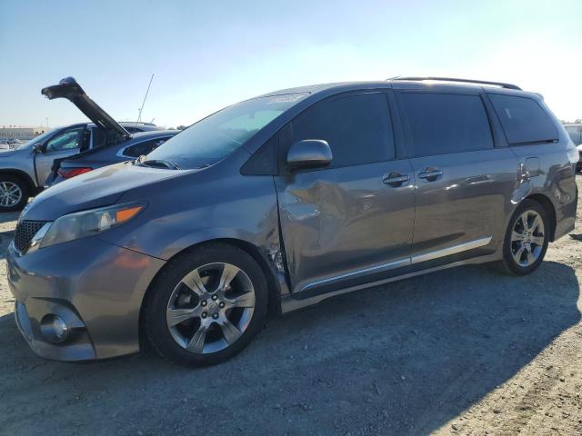 TOYOTA SIENNA SPO 2011 with VIN 5TDXK3DC2BS098138 - Photo from auction