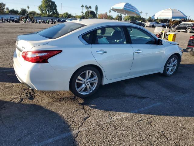 Photo 3 from auction – 2017 NISSAN ALTIMA 3.5 with VIN 1N4BL3AP5HC295061