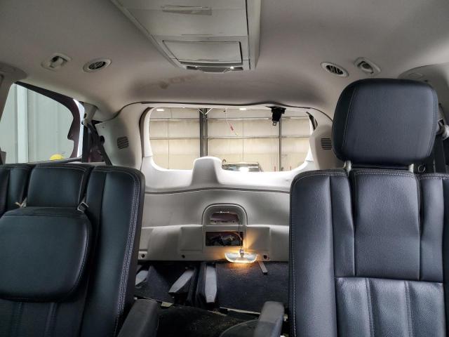 Photo 10 from auction – 2014 CHRYSLER TOWN & COU with VIN 2C4RC1BGXER375504