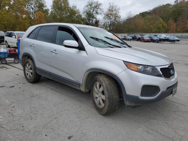 Photo 4 from auction – 2011 KIA SORENTO BA with VIN 5XYKTCA12BG024550