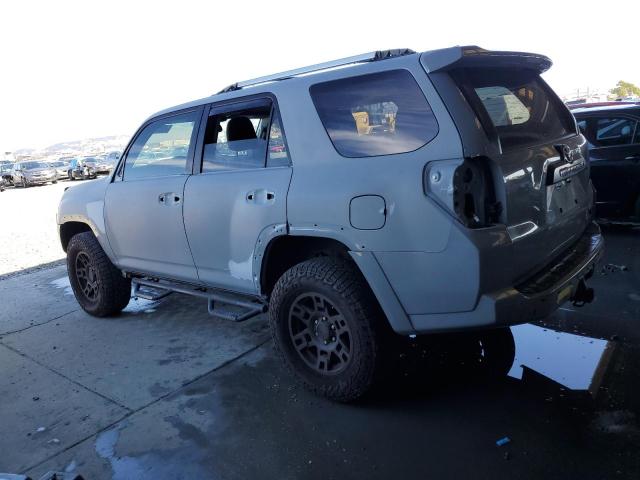 Photo 2 from auction – 2017 TOYOTA 4RUNNER SR with VIN JTEBU5JR8H5440761