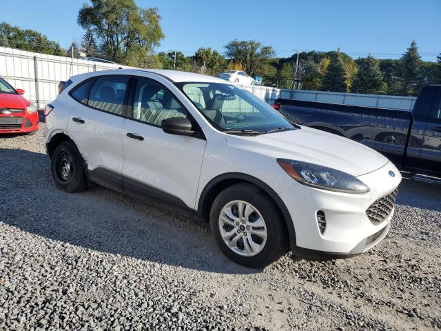 Photo 4 from auction – 2021 FORD ESCAPE S with VIN 1FMCU9F6XMUA82749