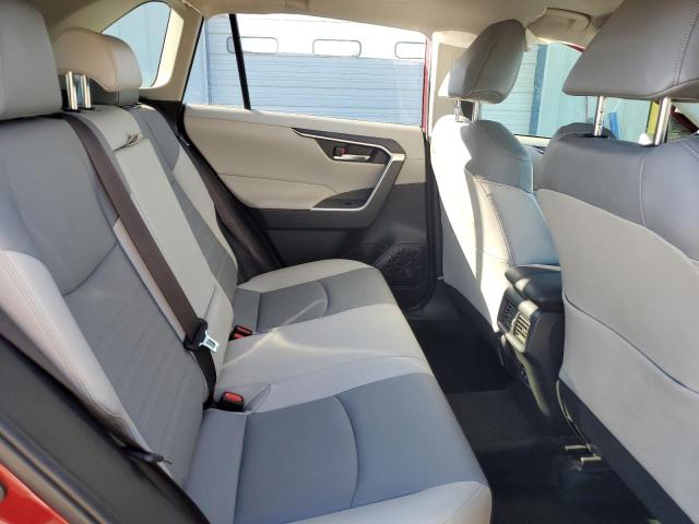 Photo 11 from auction – 2019 TOYOTA RAV4 XLE P with VIN JTMC1RFV4KD020068