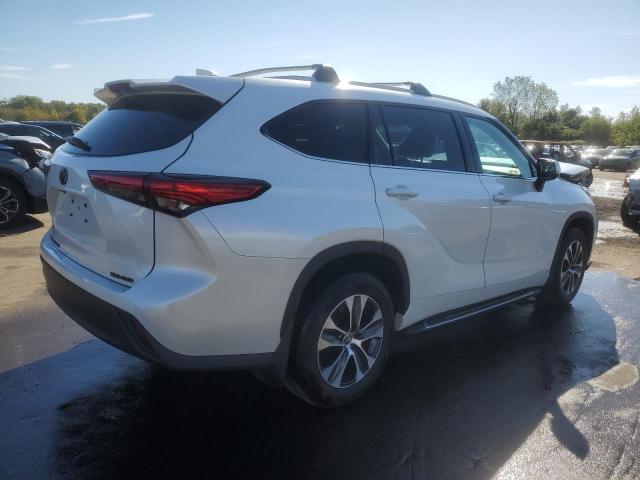 Photo 3 from auction – 2022 TOYOTA HIGHLANDER with VIN 5TDGZRBH7NS583117