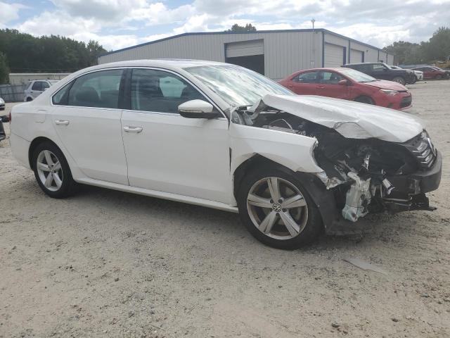 Photo 4 from auction – 2012 VOLKSWAGEN PASSAT SE with VIN 1VWBH7A32CC066150