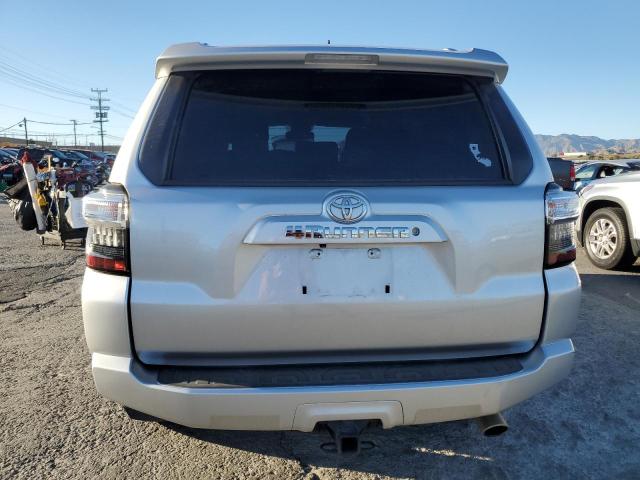 Photo 6 from auction – 2018 TOYOTA 4RUNNER SR with VIN JTEZU5JR8J5190734