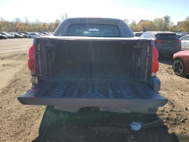 Photo 6 from auction – 2002 CHEVROLET AVALANCHE with VIN 3GNEK13T92G115701