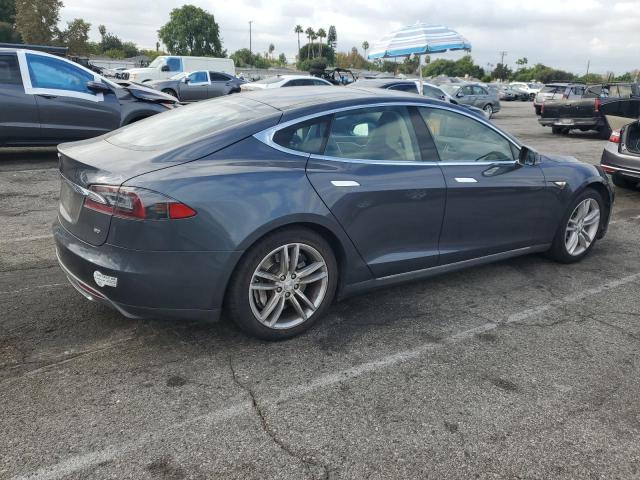 Photo 3 from auction – 2015 TESLA MODEL S 60 with VIN 5YJSA1S12FFP74780