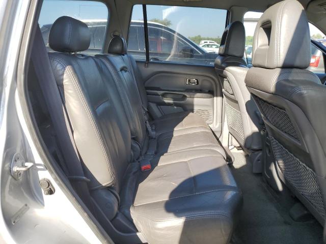 Photo 11 from auction – 2004 HONDA PILOT EXL with VIN 2HKYF18524H552566