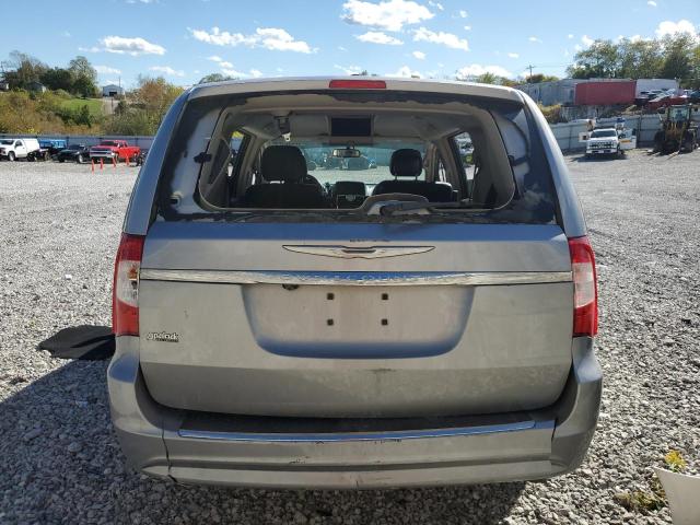 Photo 6 from auction – 2016 CHRYSLER TOWN & COU with VIN 2C4RC1BG6GR303010
