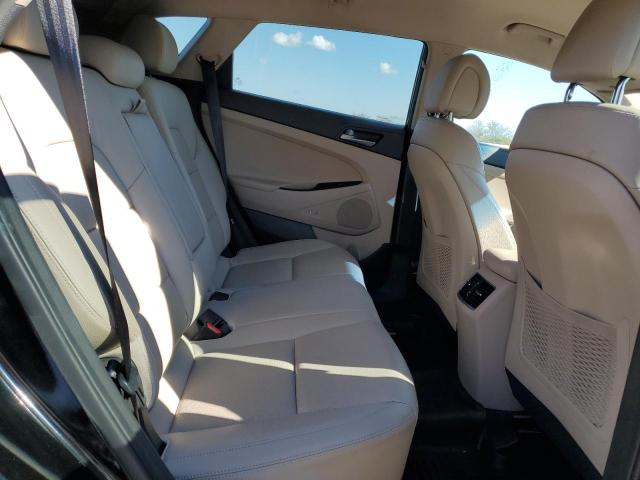 Photo 11 from auction – 2017 HYUNDAI TUCSON LIM with VIN KM8J3CA22HU392458