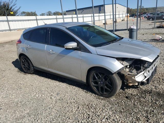 Zdjęcie 4 z aukcji – 2023 FORD FOCUS SE z VIN 1FADP3K23GL307688