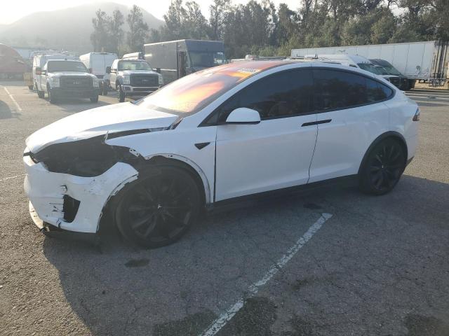 TESLA MODEL X 2018 with VIN 5YJXCDE2XJF125954 - Photo from auction