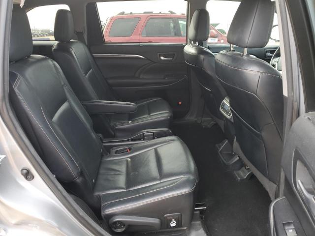 Photo 11 from auction – 2016 TOYOTA HIGHLANDER with VIN 5TDDKRFH2GS224858