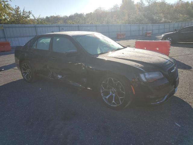 Photo 4 from auction – 2015 CHRYSLER 300 S with VIN 2C3CCABG8FH932136