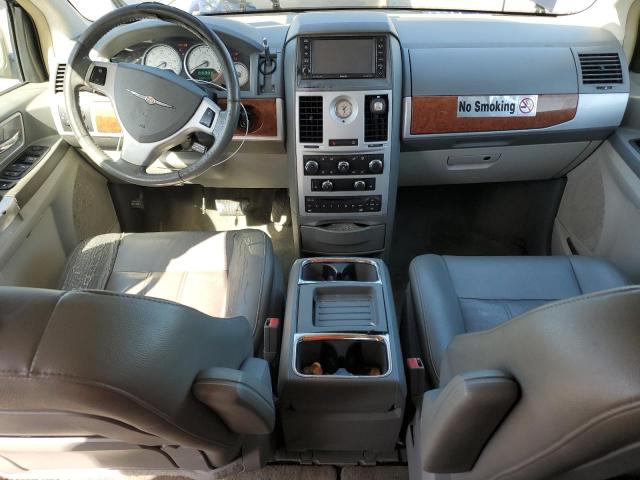 Photo 8 from auction – 2008 CHRYSLER TOWN & COU with VIN 2A8HR54P08R763448