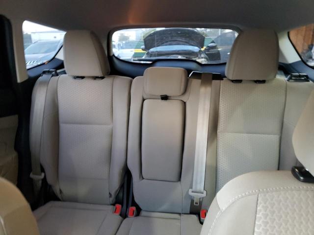Photo 10 from auction – 2018 FORD ESCAPE SE with VIN 1FMCU9GD0JUB12821