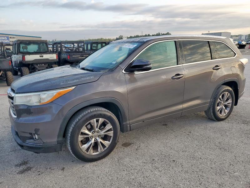 TOYOTA HIGHLANDER 2015 z numerem VIN 5TDJKRFH3FS146026 - Zdjęcie z aukcji