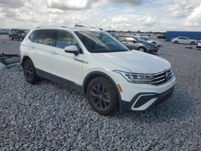 Photo 4 from auction – 2024 VOLKSWAGEN TIGUAN SE with VIN 3VV2B7AX2RM071963