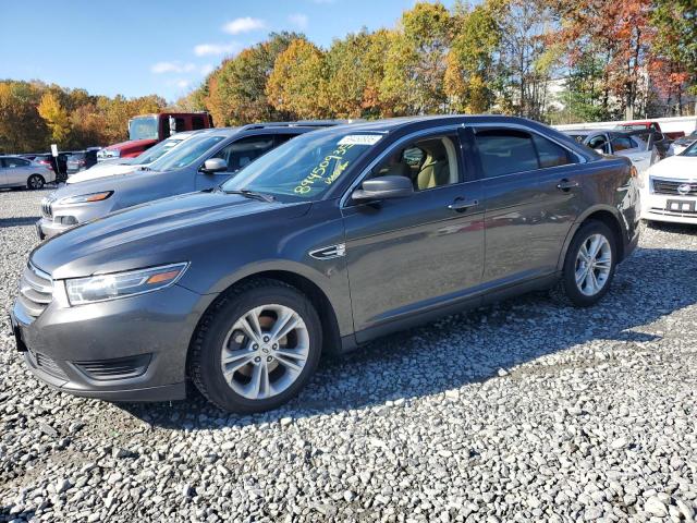 FORD TAURUS SE 2018 with VIN 1FAHP2D86JG138330 - Photo from auction