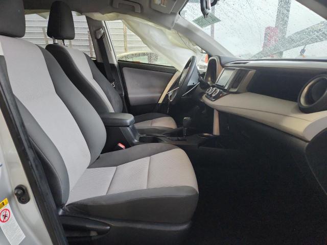 Photo 7 from auction – 2015 TOYOTA RAV4 LE with VIN JTMZFREV6FD075771