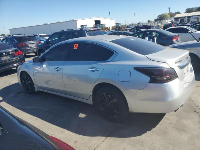 Photo 2 from auction – 2015 NISSAN ALTIMA 2.5 with VIN 1N4AL3AP8FC112681