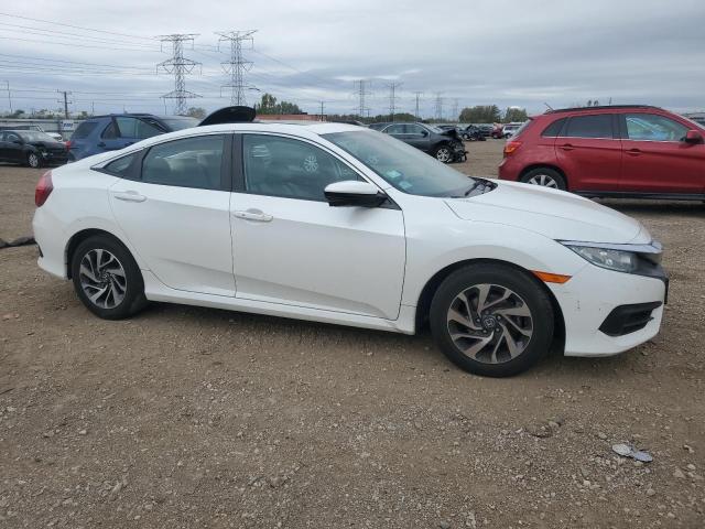 Photo 4 from auction – 2018 HONDA CIVIC EX with VIN 19XFC2F72JE021197
