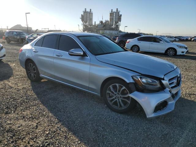 Photo 4 from auction – 2017 MERCEDES-BENZ C with VIN 55SWF4JB2HU211003