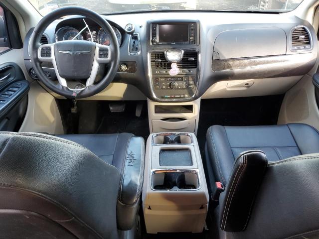 Photo 8 from auction – 2016 CHRYSLER TOWN & COU with VIN 2C4RC1CG6GR283677
