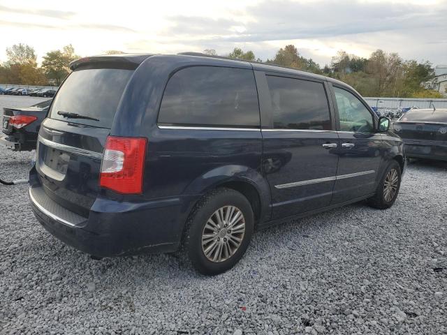 Photo 3 from auction – 2013 CHRYSLER TOWN & COU with VIN 2C4RC1CG9DR590272
