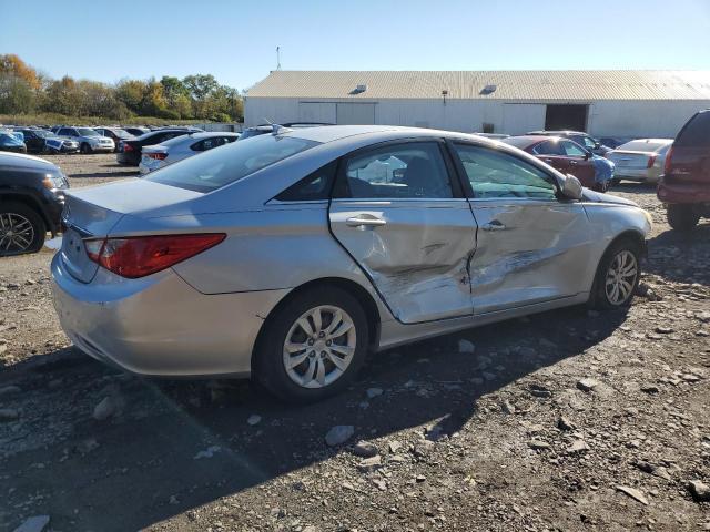 Photo 3 from auction – 2012 HYUNDAI SONATA GLS with VIN 5NPEB4AC5CH465221