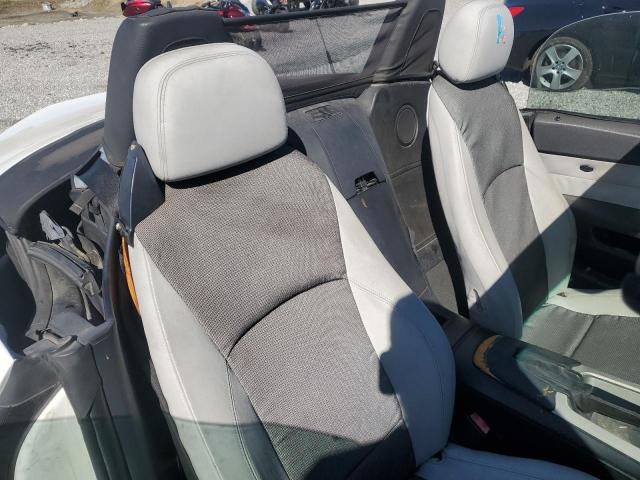Снимка 10 от търг – 2004 BMW Z4 2.5 с VIN 4USBT33584LR69553