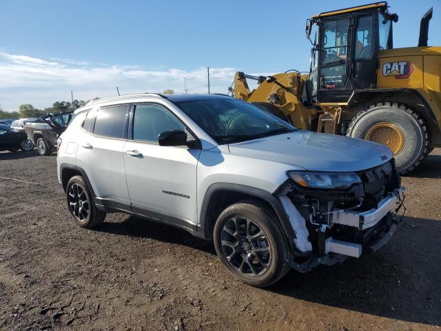 Photo 4 from auction – 2025 JEEP COMPASS LA with VIN 3C4NJDBN5ST532143