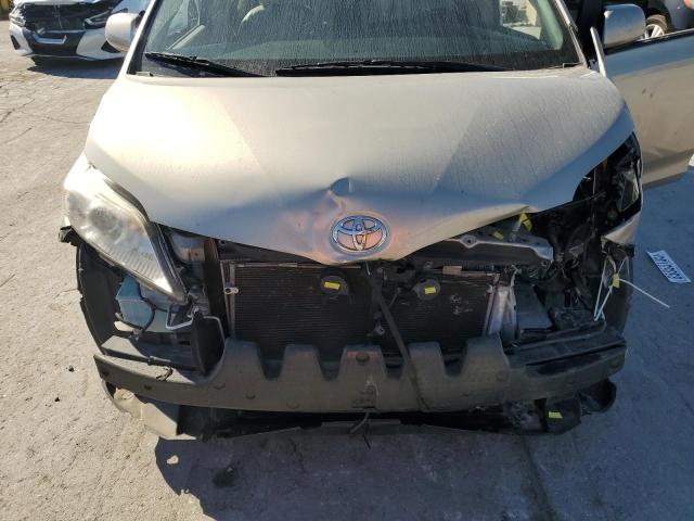 Photo 12 from auction – 2017 TOYOTA SIENNA XLE with VIN 5TDYZ3DC8HS831687