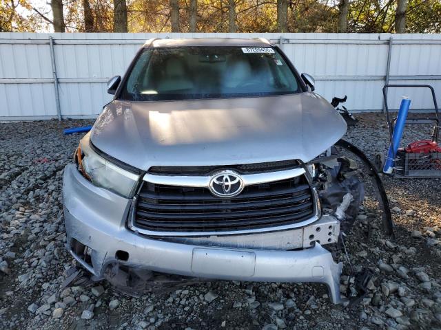 Photo 5 from auction – 2015 TOYOTA HIGHLANDER with VIN 5TDJKRFH6FS200435