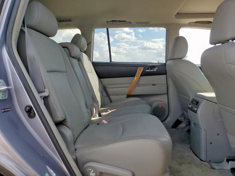 Photo 11 from auction – 2009 TOYOTA HIGHLANDER with VIN JTEEW44A092034614