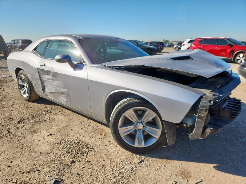 Photo 4 from auction – 2016 DODGE CHALLENGER with VIN 2C3CDZAG1GH119316
