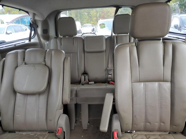 Photo 10 from auction – 2012 CHRYSLER TOWN & COU with VIN 2C4RC1CGXCR125059