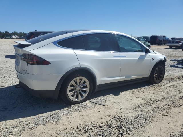 Photo 3 from auction – 2018 TESLA MODEL X with VIN 5YJXCBE21JF112398