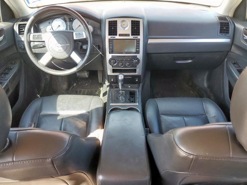 Photo 8 from auction – 2010 CHRYSLER 300 with VIN 2C3CA5CV6AH330886