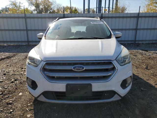 Photo 5 from auction – 2017 FORD ESCAPE SE with VIN 1FMCU9GD5HUC38909